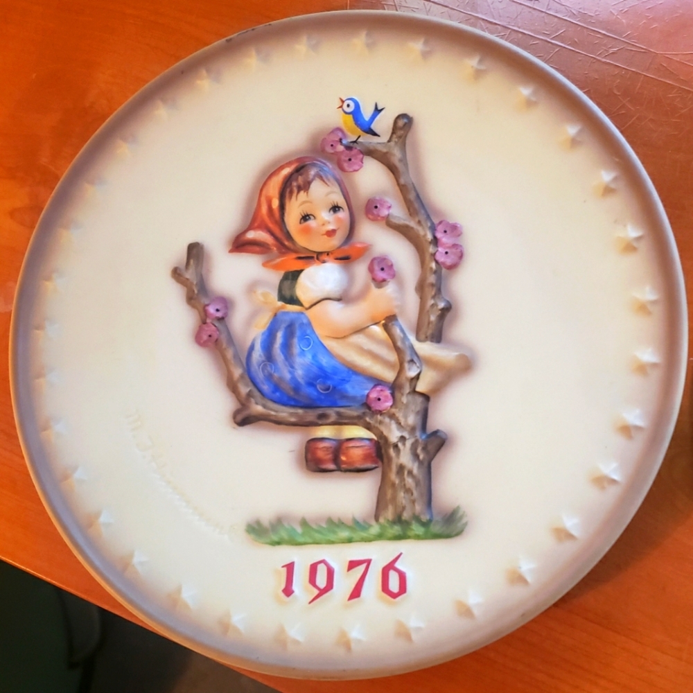 MJ Hummel plate circa 1976